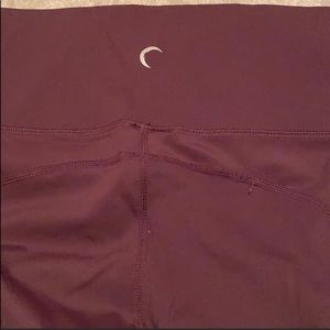 Zyia plum brilliant leggings 8/10